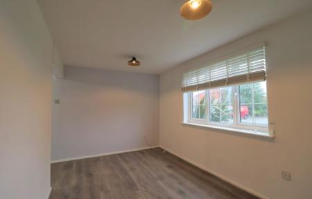 1 bedroom Flat to let in Brendon Close, Shepshed, LE12