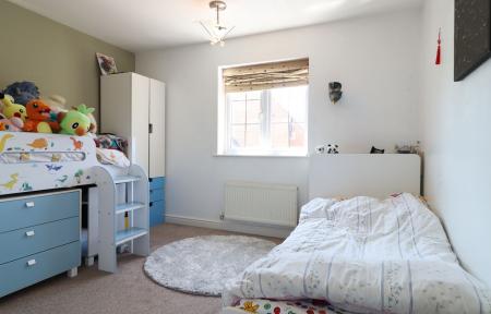 4 bedroom Detached house to let in Allendale Road, Loughborough, LE11