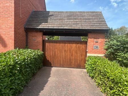 4 bedroom Detached house to let in Allendale Road, Loughborough, LE11