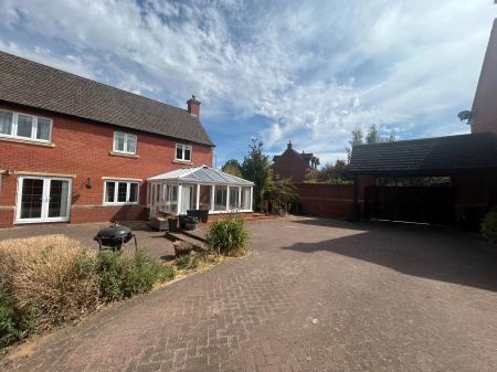 4 bedroom Detached house to let in Allendale Road, Loughborough, LE11