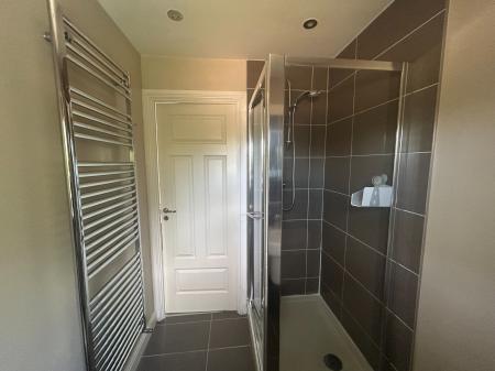 4 bedroom Detached house to let in Allendale Road, Loughborough, LE11