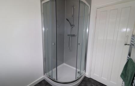 3 bedroom Semi-detached house to let in Oaklands Avenue, Loughborough, LE11