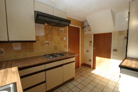 4 bedroom Detached house to let in Cropston Avenue, Loughborough, LE11