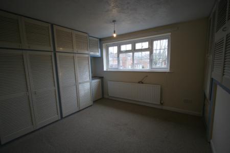 4 bedroom Detached house to let in Cropston Avenue, Loughborough, LE11