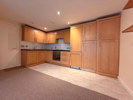 2 bedroom Flat to let in 14 Fennel Street, Loughborough, LE11