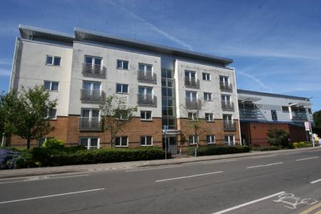 2 bedroom Flat to let in 14 Fennel Street, Loughborough, LE11