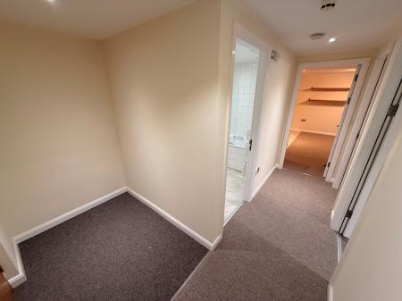 2 bedroom Flat to let in 14 Fennel Street, Loughborough, LE11