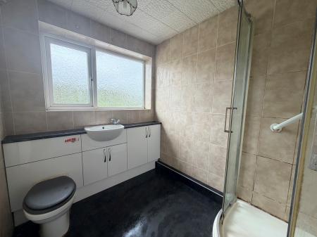 3 bedroom Semi-detached house for sale in Kensington Avenue, Loughborough, LE11