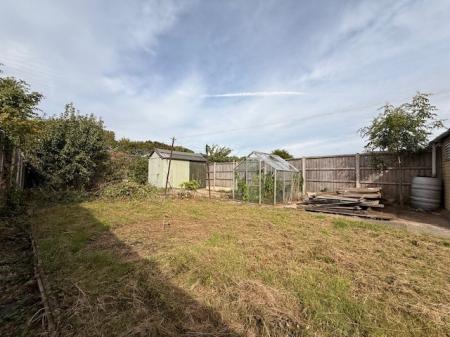 3 bedroom Semi-detached house for sale in Kensington Avenue, Loughborough, LE11