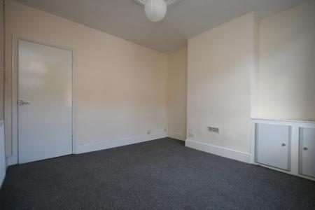 2 bedroom Terraced House to let in Granville Street, Loughborough, LE11
