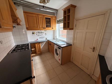 5 bedroom Terraced House to let in Cobden Street, Loughborough, LE11