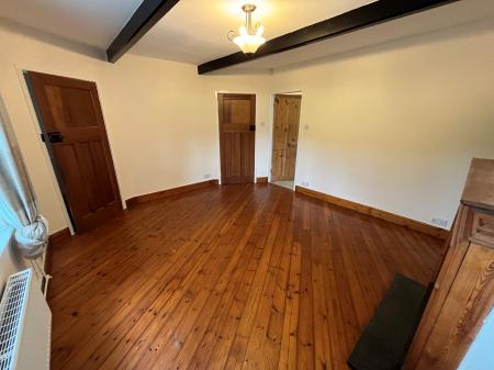 3 bedroom Semi-detached house to let in Beacon Road, Woodhouse Eaves, LE12