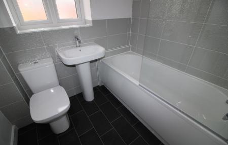 3 bedroom Semi-detached house to let in Lovett Crescent, Mountsorrel, LE12