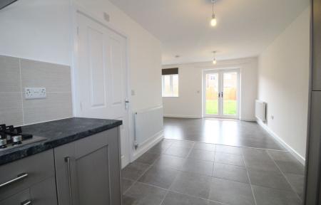 3 bedroom Semi-detached house to let in Lovett Crescent, Mountsorrel, LE12