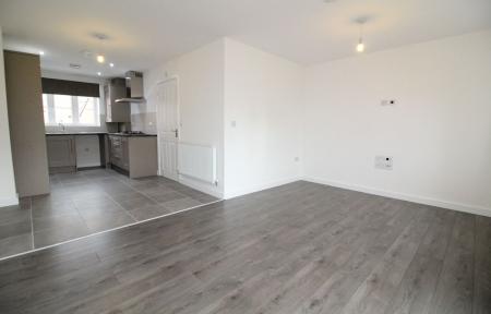 3 bedroom Semi-detached house to let in Lovett Crescent, Mountsorrel, LE12