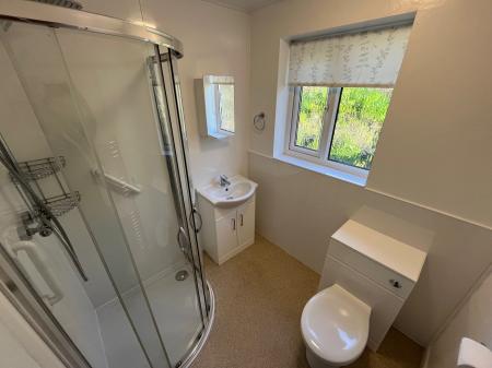 2 bedroom Semi-detached house to let in Chiltern Avenue, Shepshed, LE12