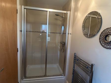 4 bedroom Detached house to let in Watts Drive, Shepshed, LE12