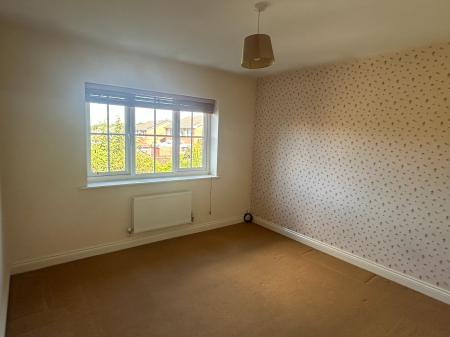 4 bedroom Detached house to let in Watts Drive, Shepshed, LE12