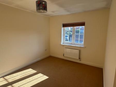 4 bedroom Detached house to let in Watts Drive, Shepshed, LE12