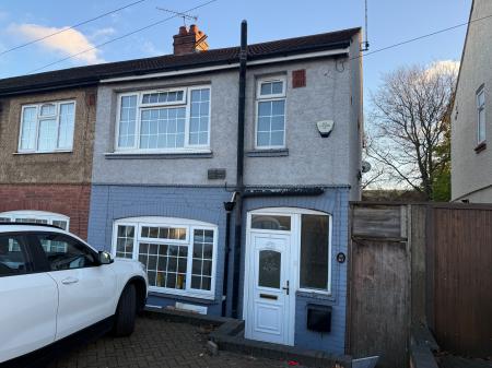 3 bedroom Terraced House to let in Dunstable Road, Luton, LU4
