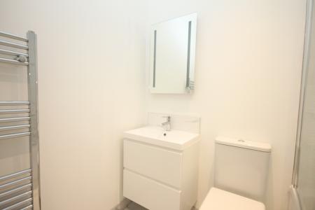 1 bedroom Studio flat to let in Old Bedford Road, Luton, LU2