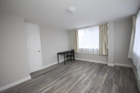 1 bedroom Studio flat to let in Swanston Grange, Luton, LU4