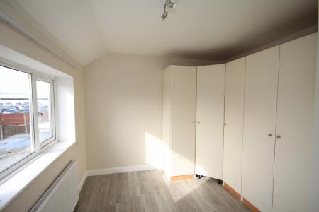 3 bedroom Semi-detached house to let in Sundon Park Road, Luton, LU3