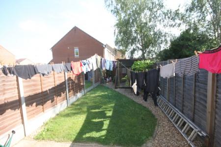 2 bedroom Terraced House to let in Dartmouth Mews, Luton, LU4