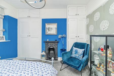 3 bedroom House for sale in Hart Lane, Round Green, Luton, LU2