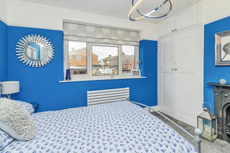 3 bedroom House for sale in Hart Lane, Round Green, Luton, LU2