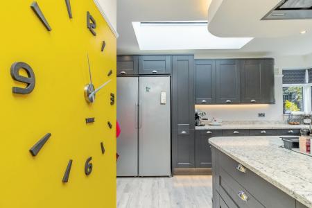 3 bedroom House for sale in Hart Lane, Round Green, Luton, LU2