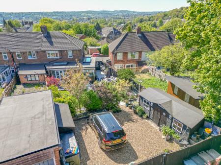 3 bedroom House for sale in Hart Lane, Round Green, Luton, LU2