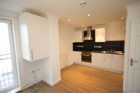 1 bedroom Flat to let in Christina Plaza, Hitchin Road, Luton, LU2