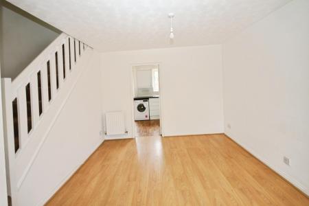 2 bedroom Terraced House for sale in Wharfedale, Luton, LU4
