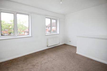 2 bedroom Terraced House for sale in Wharfedale, Luton, LU4