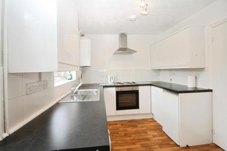2 bedroom Terraced House for sale in Wharfedale, Luton, LU4