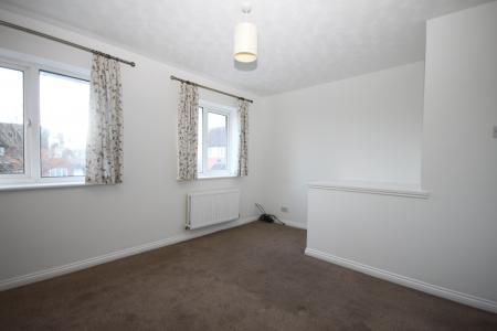 2 bedroom Terraced House to let in Wharfedale, Luton, LU4