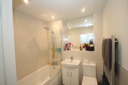 1 bedroom Flat to let in South Road, Luton, LU1