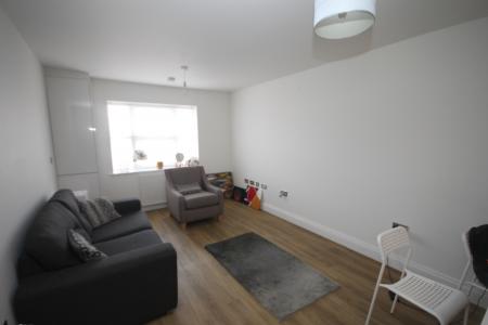 1 bedroom Flat to let in South Road, Luton, LU1