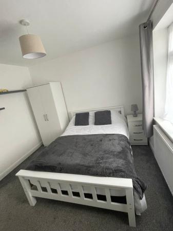 1 bedroom House share to let in Marriott Road, Luton, LU3