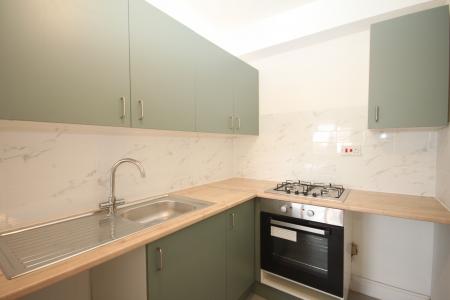 Dunstable Road, Luton, LU4