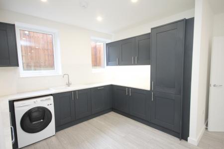 106b Old Bedford Road, Luton, LU2