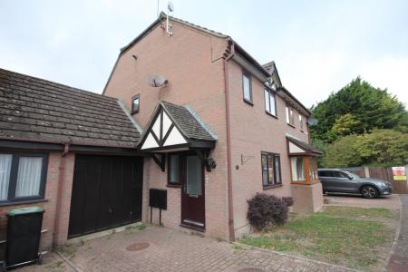2 bedroom Semi-detached house to let in Mallard Gardens, Limbury, Luton, LU3