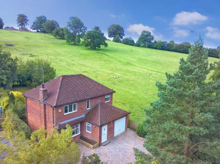 Langley Road, Langley, SK11