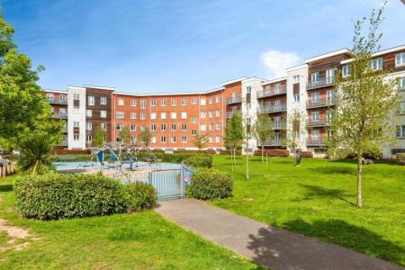 1 bedroom Flat for sale in Burghley Court, Bridge Road, Kingsquarter, Maidenhead, SL6