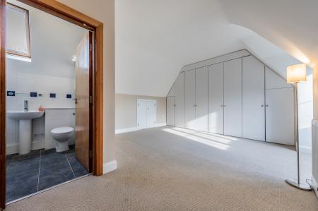3 bedroom Detached house for sale in Chinnor Road, Bledlow Ridge, HP14