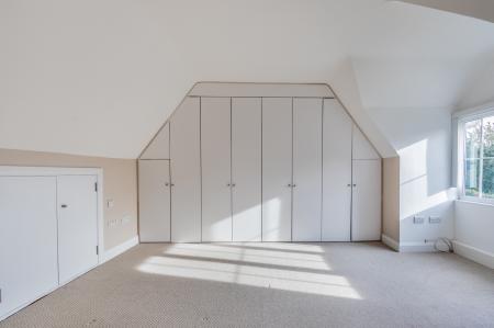 3 bedroom Detached house for sale in Chinnor Road, Bledlow Ridge, HP14