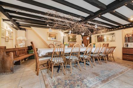 5 bedroom Detached house for sale in Cuxham Road, Watlington, OX49