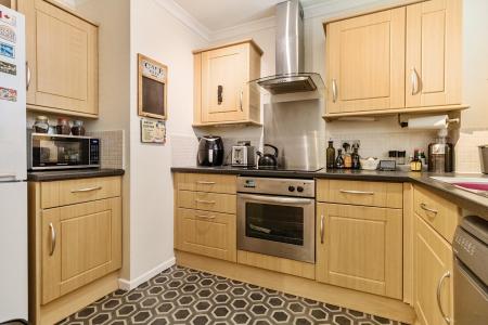 2 bedroom Maisonette for sale in Gringer Hill, Maidenhead, SL6