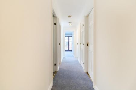 2 bedroom Apartment for sale in Ludlow Road, Maidenhead, SL6